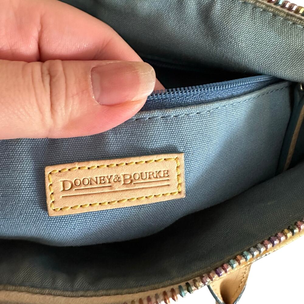 Dooney & Bourke Heart Print Satchel Y2K Vintage Coquette Bag Rare Novelty Tote - Picture 11 of 16